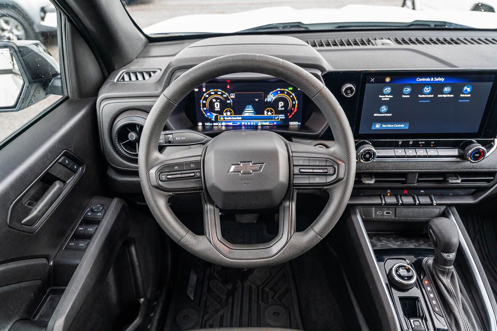 Used 2024 Chevrolet Colorado Trail Boss w/ Technology Package image 25