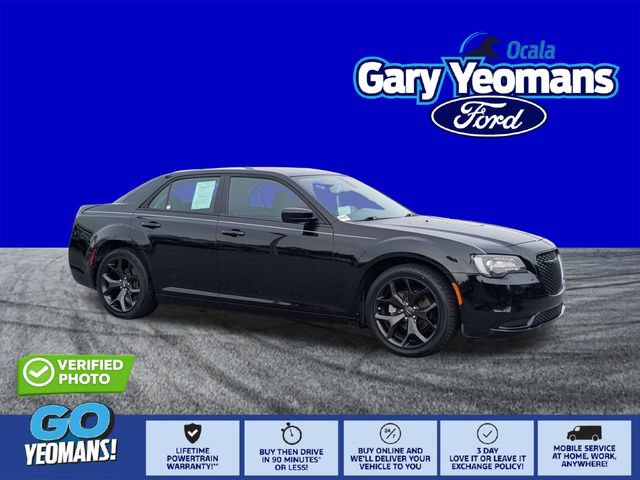 Used 2023 Chrysler 300 Touring w/ Sport Appearance Package RWD image 1