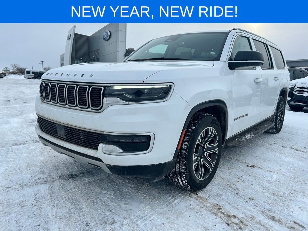 Used 2024 Jeep Wagoneer L Series II w/ Flexible Seating Group image 2