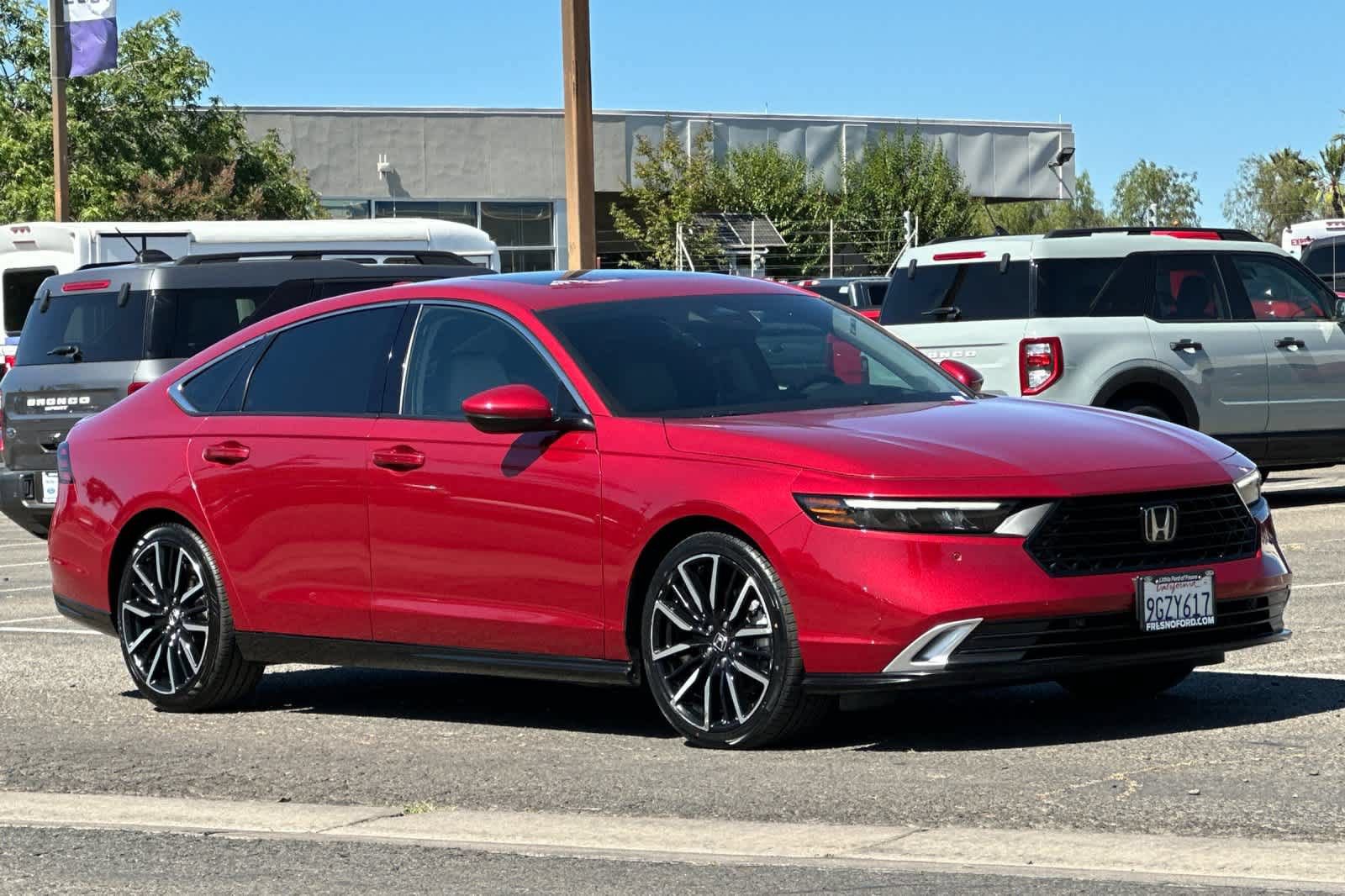 Used 2023 Honda Accord Touring image 10