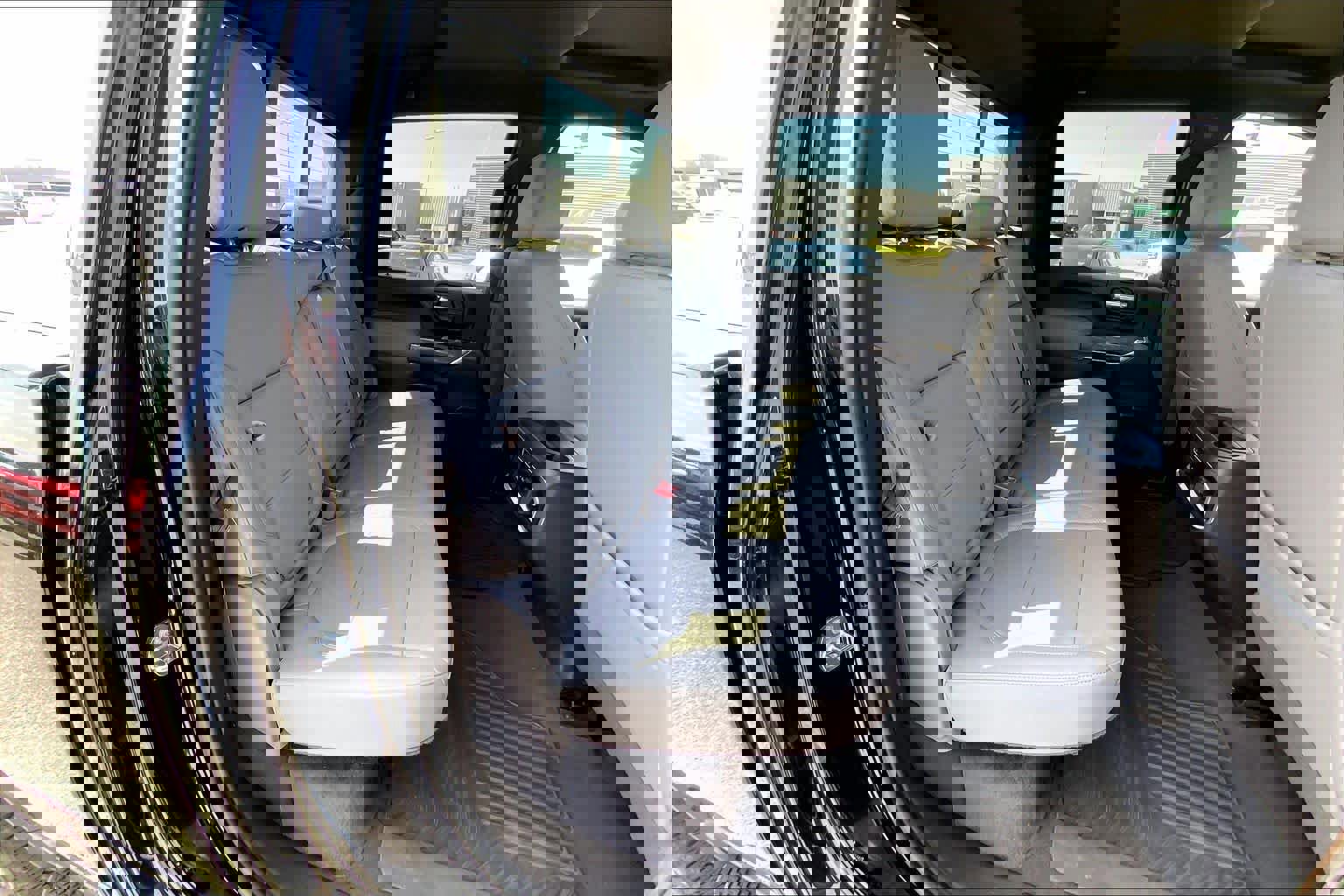 Used 2022 Chevrolet Silverado 2500 LTZ w/ LTZ Convenience Package image 20