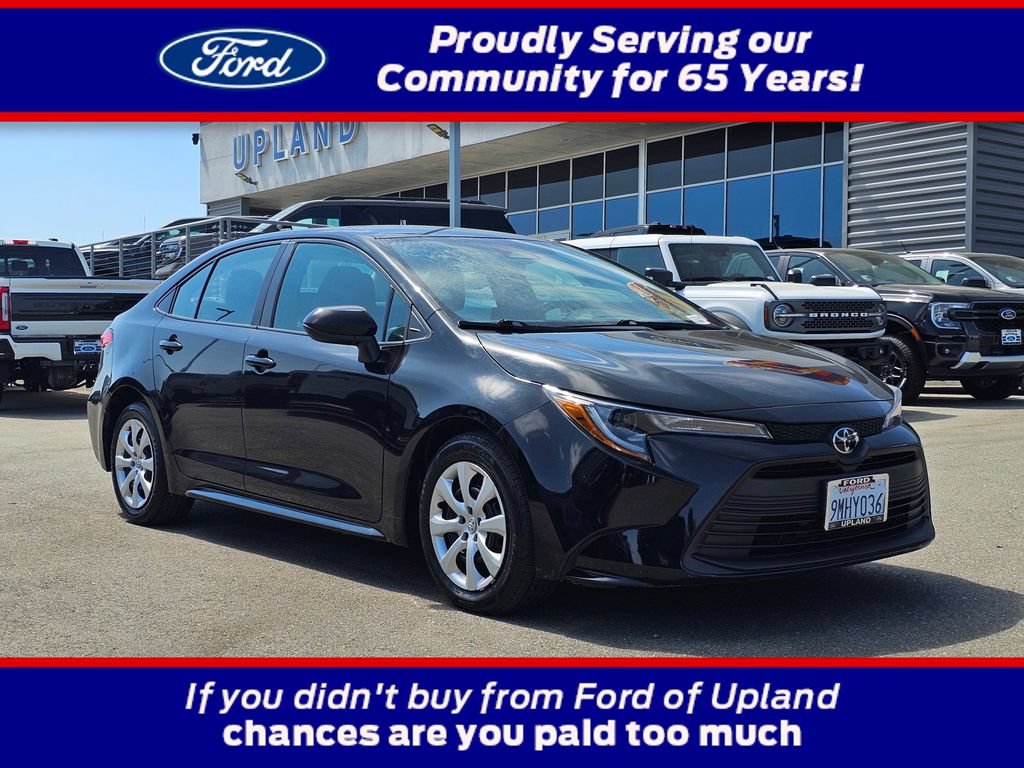 Used 2024 Toyota Corolla LE FWD image 1