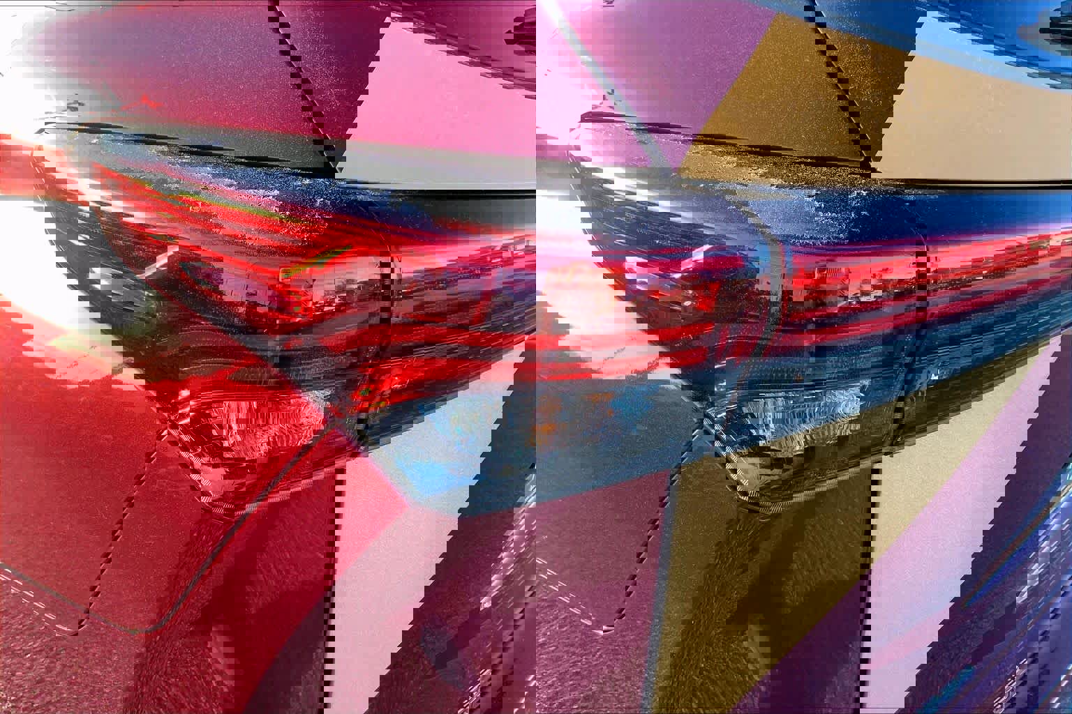 Used 2021 Toyota Highlander XLE FWD image 27