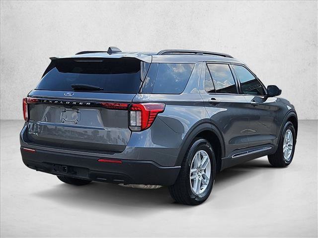Certified 2025 Ford Explorer Active RWD image 5