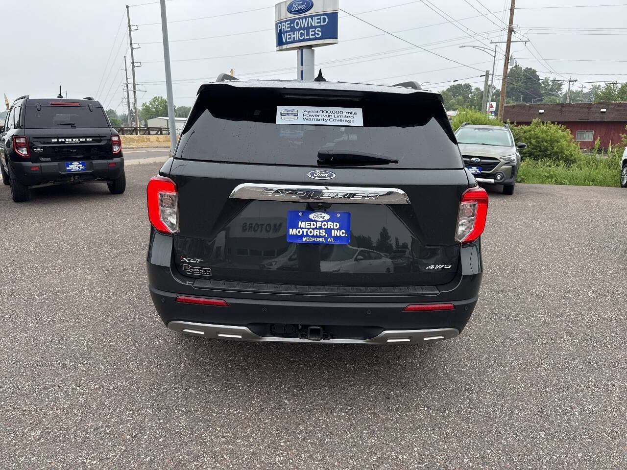 Certified 2023 Ford Explorer XLT w/ Equipment Group 202A AWD/4WD image 6