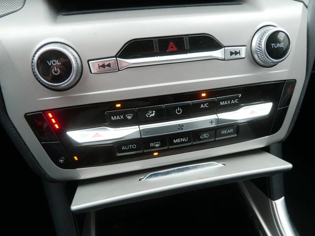 Certified 2023 Ford Explorer XLT w/ Equipment Group 202A AWD/4WD image 27