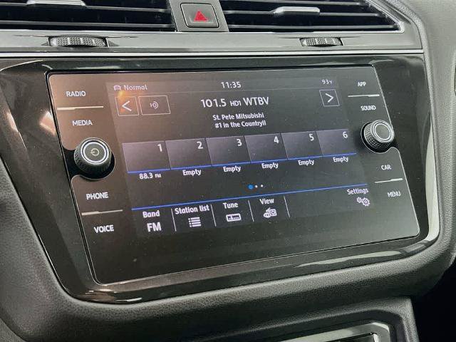 Used 2019 Volkswagen Tiguan SE AWD/4WD image 17