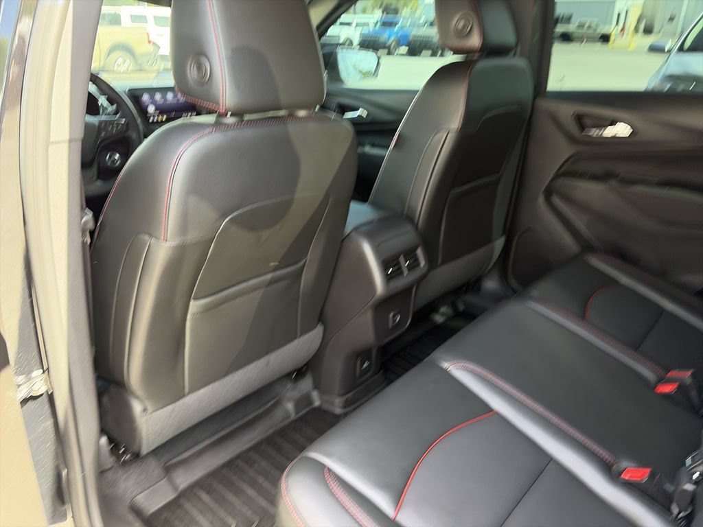 Used 2024 Chevrolet Equinox RS w/ RS Leather Package FWD image 30