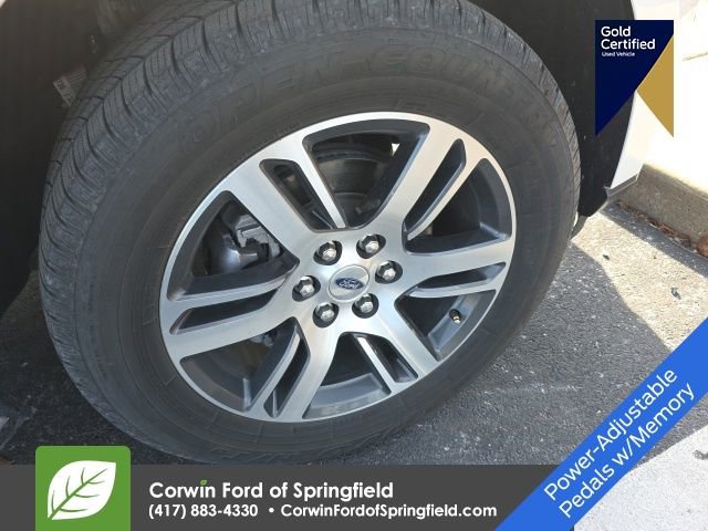 Certified 2023 Ford Expedition Max XLT image 5