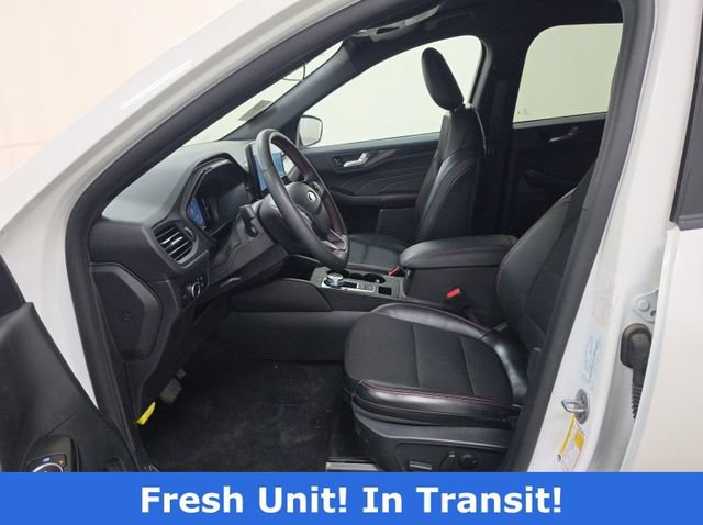 Certified 2025 Ford Escape ST-Line w/ Tech Pack #1 AWD/4WD image 6