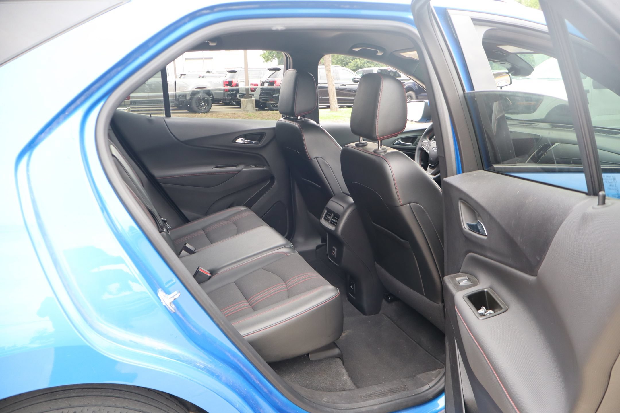 Used 2024 Chevrolet Equinox RS AWD/4WD image 26