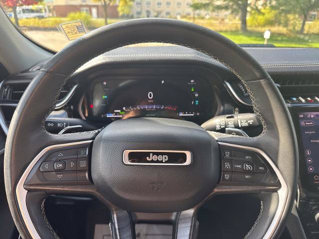 Used 2023 Jeep Grand Cherokee 4WD 4xe image 12