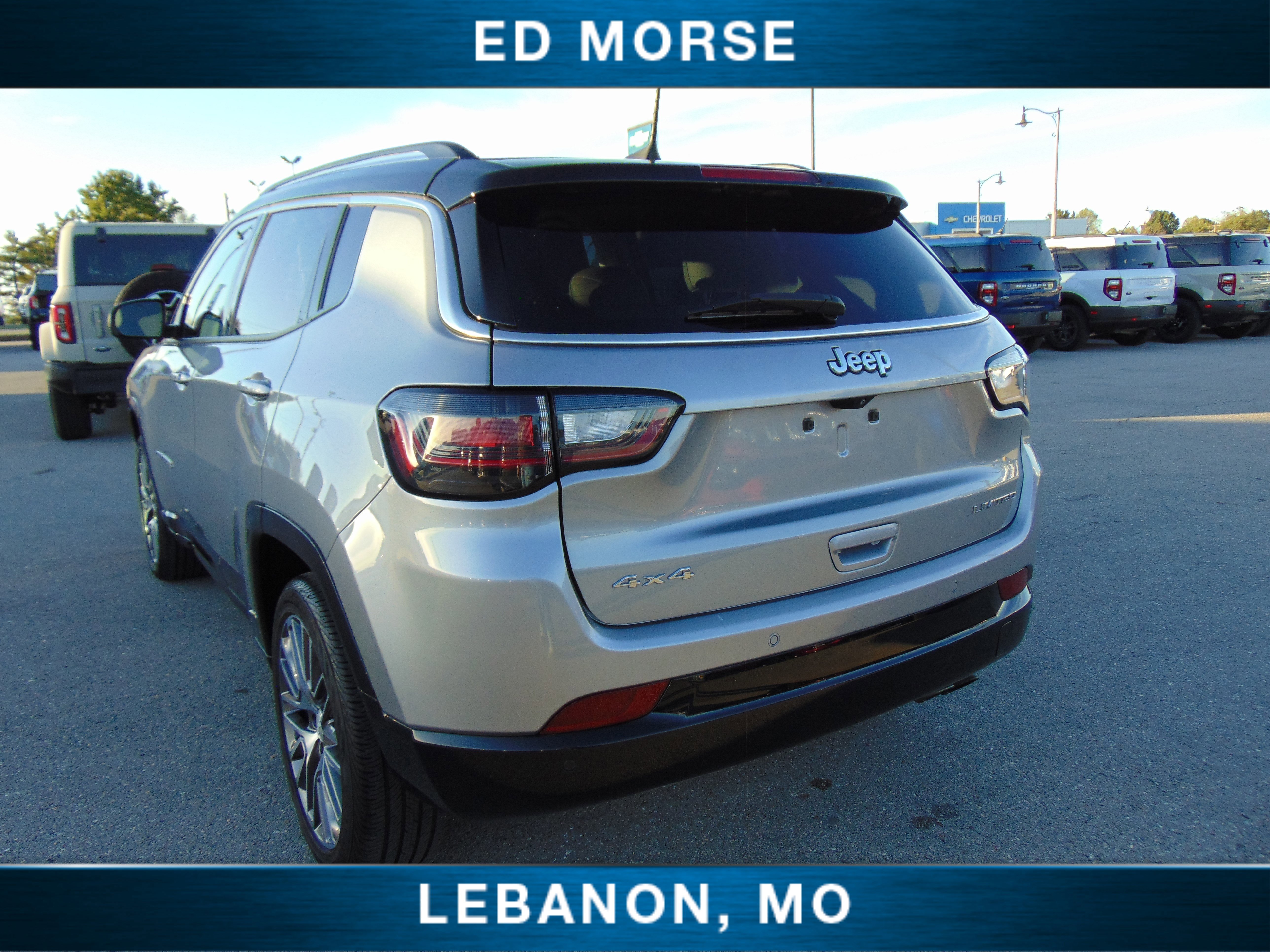 Used 2022 Jeep Compass Limited w/ Elite Group image 3