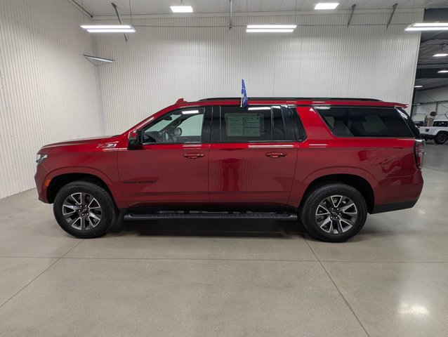 Used 2023 Chevrolet Suburban Z71 w/ Luxury Package image 4