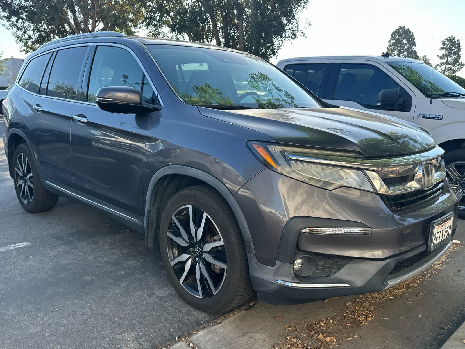 Used 2019 Honda Pilot Touring image 3