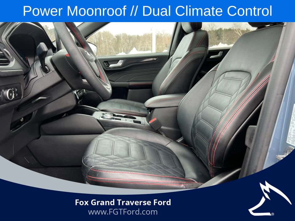 Certified 2023 Ford Escape ST-Line Elite w/ Premium Technology Package image 3