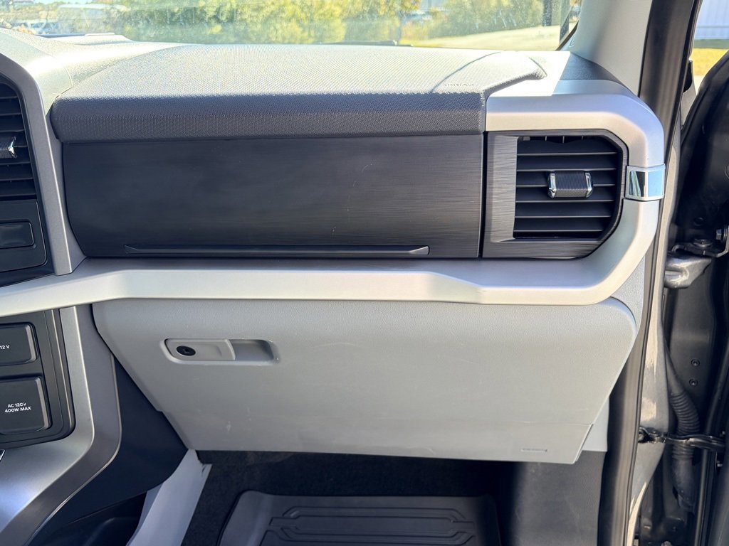 Certified 2022 Ford F150 XLT w/ Equipment Group 302A High image 23