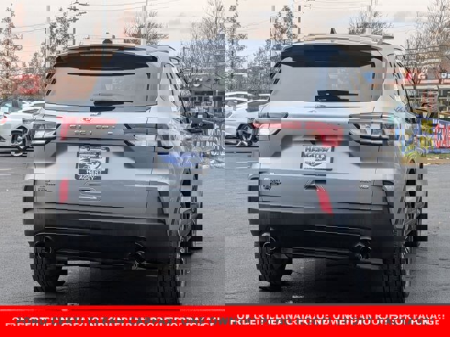 Certified 2022 Ford Escape SE w/ SE Sport Appearance Package image 5