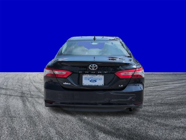Used 2020 Toyota Camry LE FWD image 5