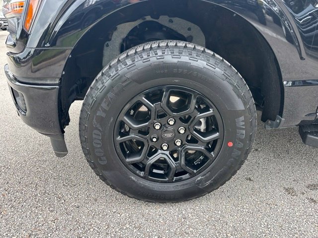 Certified 2024 Ford F150 XLT w/ Equipment Group 302A MID AWD/4WD image 33
