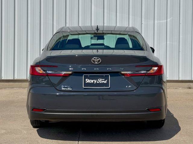 Used 2025 Toyota Camry LE FWD image 5