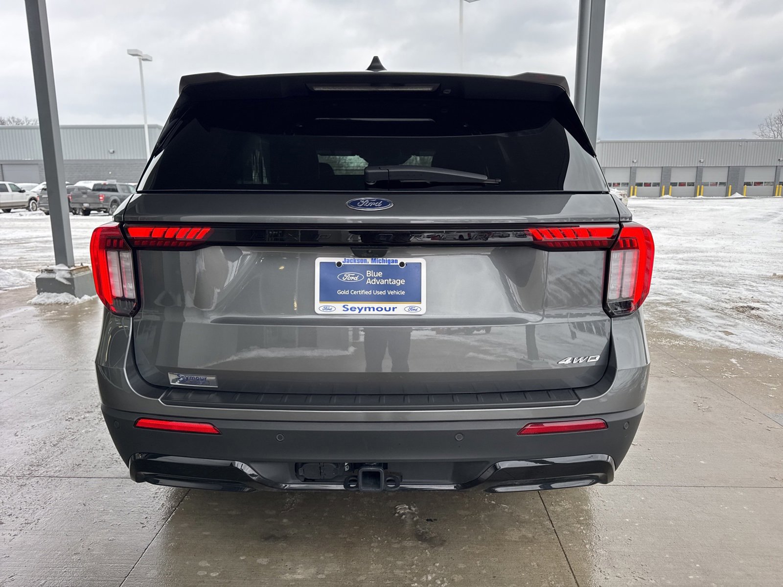 Certified 2025 Ford Explorer ST-Line w/ Premium Package image 3