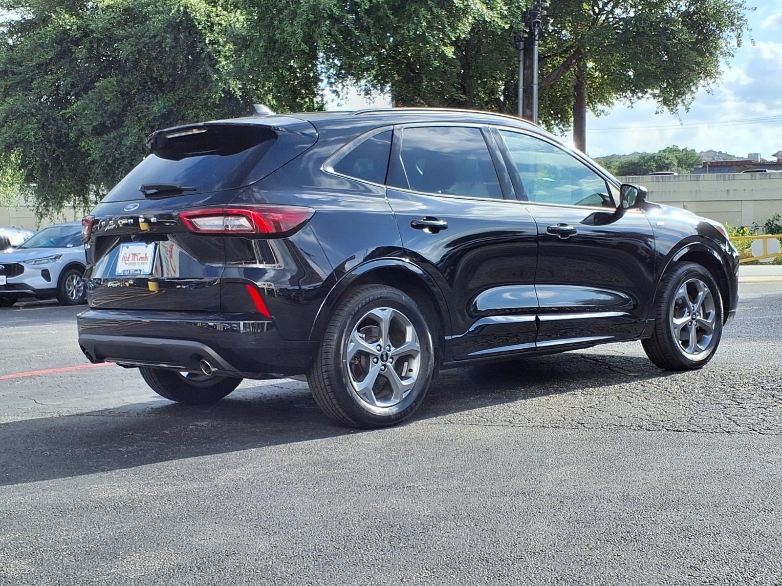 Certified 2024 Ford Escape ST-Line FWD image 6