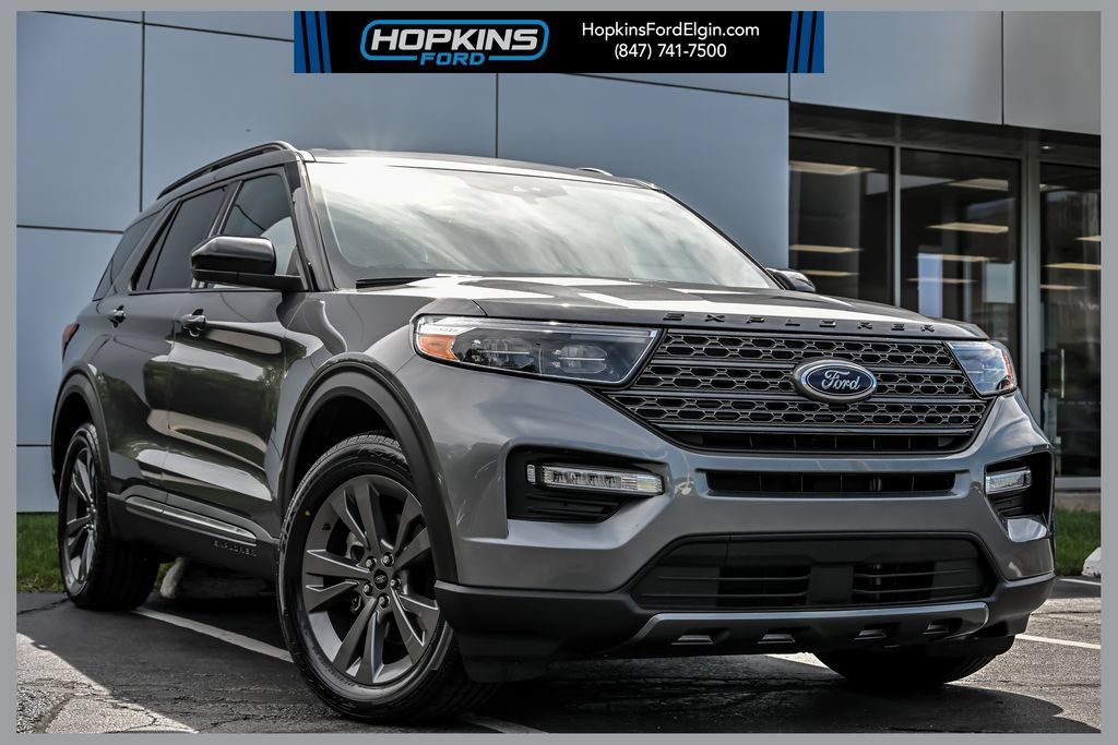 Certified 2024 Ford Explorer XLT w/ Equipment Group 202A