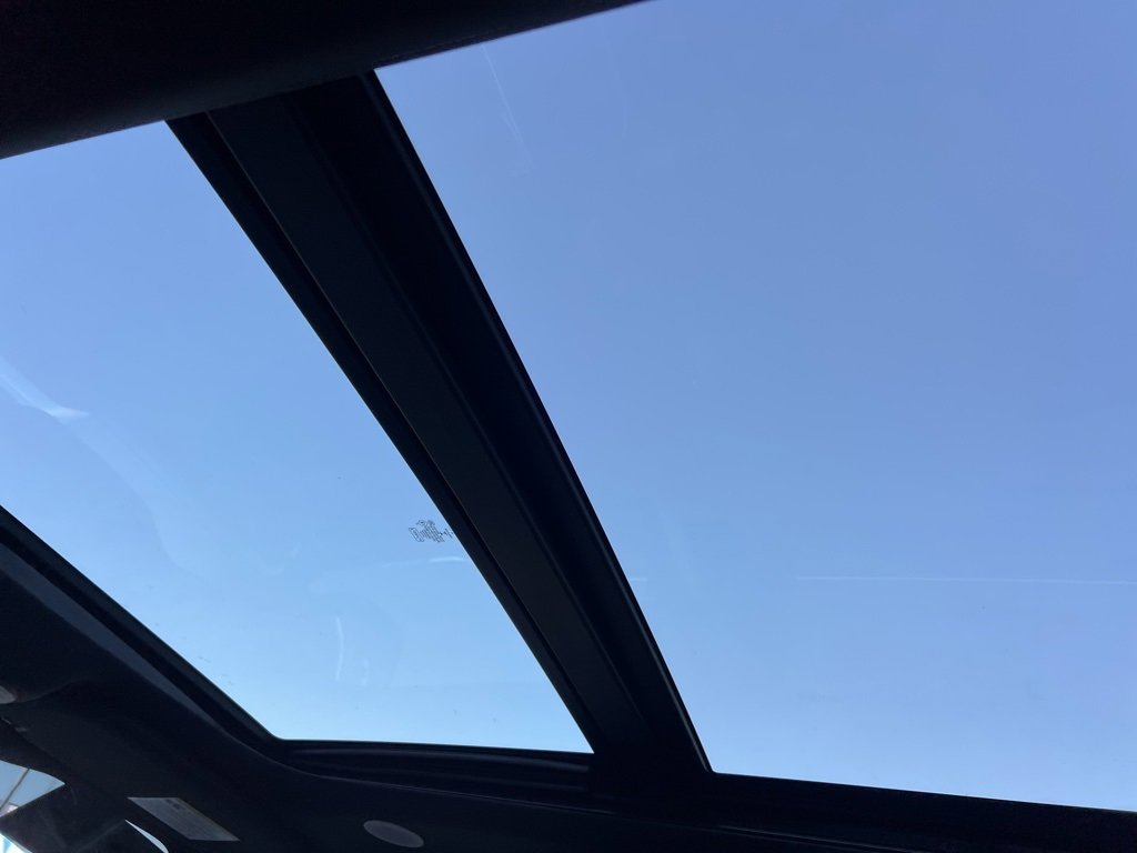 Certified 2021 Ford F150 Platinum w/ Equipment Group 701A High image 20