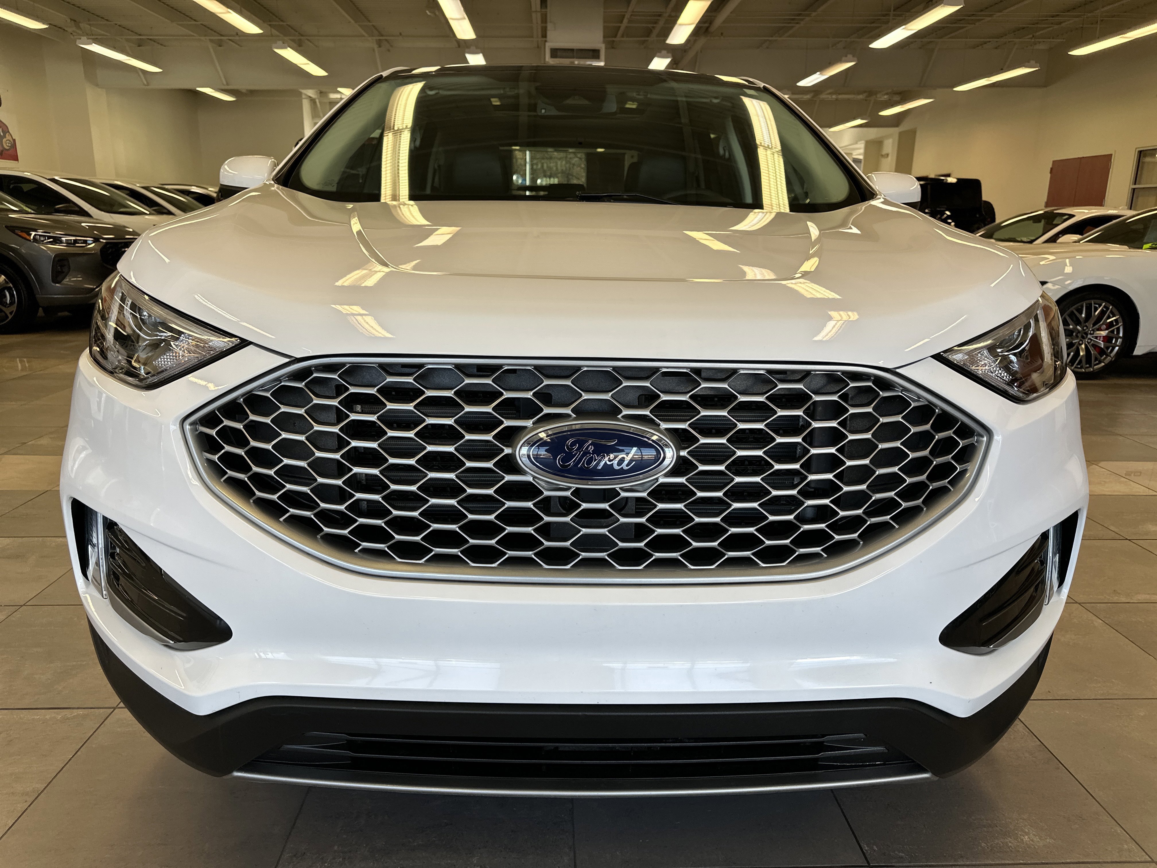 Certified 2023 Ford Edge SEL w/ Convenience Package image 9