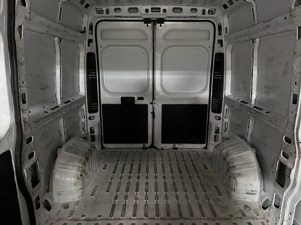 Used 2024 RAM ProMaster 2500 w/ Convenience Group FWD image 29