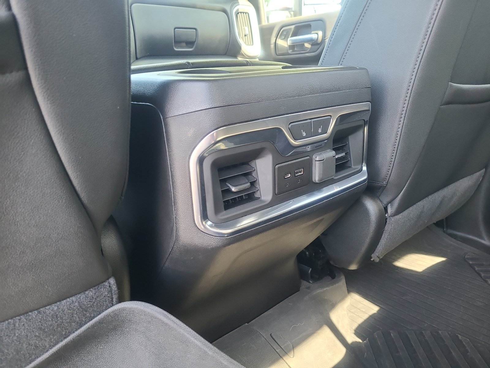 Used 2022 Chevrolet Silverado 2500 LTZ w/ LTZ Plus Package AWD/4WD image 31