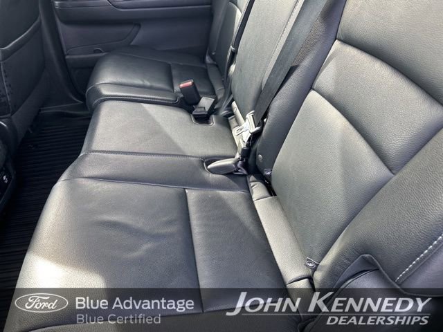 Used 2017 Honda Pilot Touring image 38