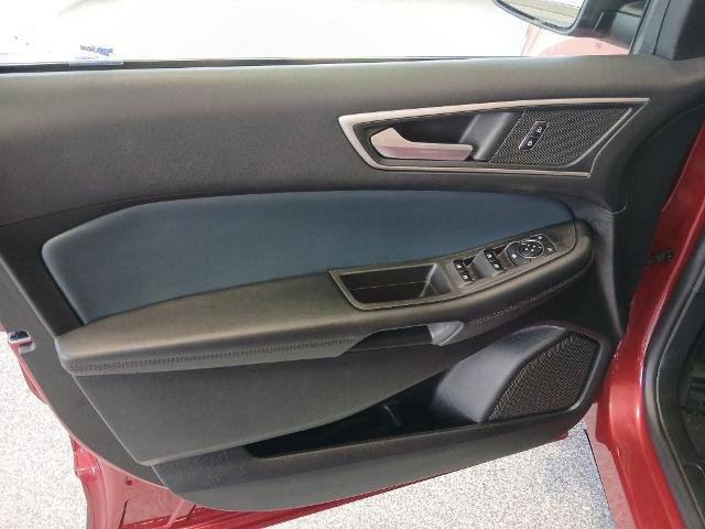 Certified 2024 Ford Edge SEL w/ Sport Appearance Package image 12