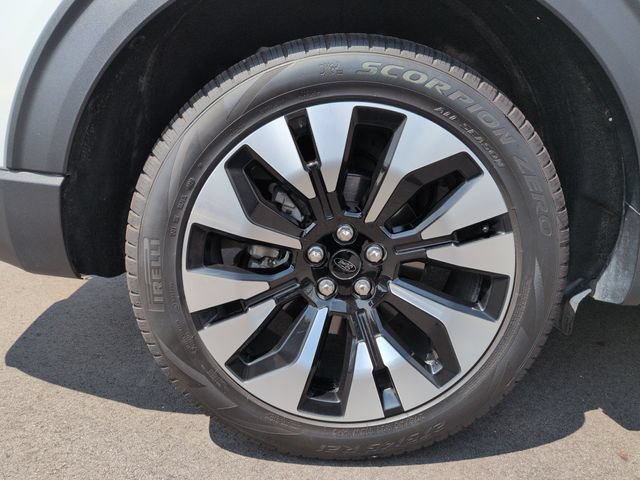 Certified 2026 Ford Explorer Platinum w/ LUX Leather Package AWD/4WD image 12