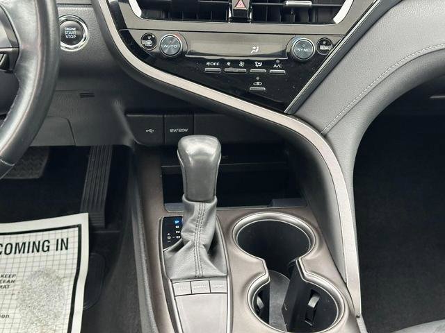Used 2024 Toyota Camry SE image 14