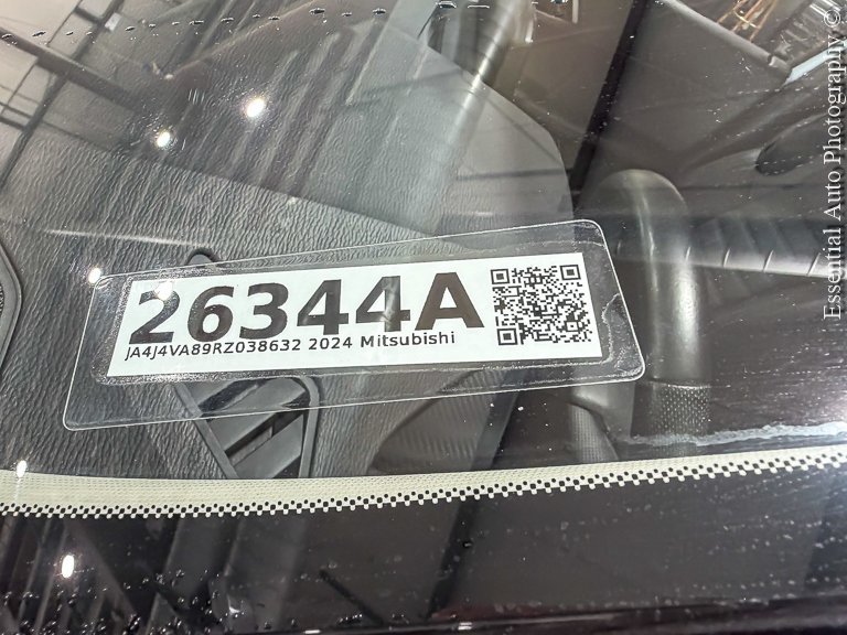 Used 2024 Mitsubishi Outlander SE AWD/4WD image 26