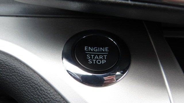 Certified 2022 Ford Explorer XLT w/ Equipment Group 202A image 21