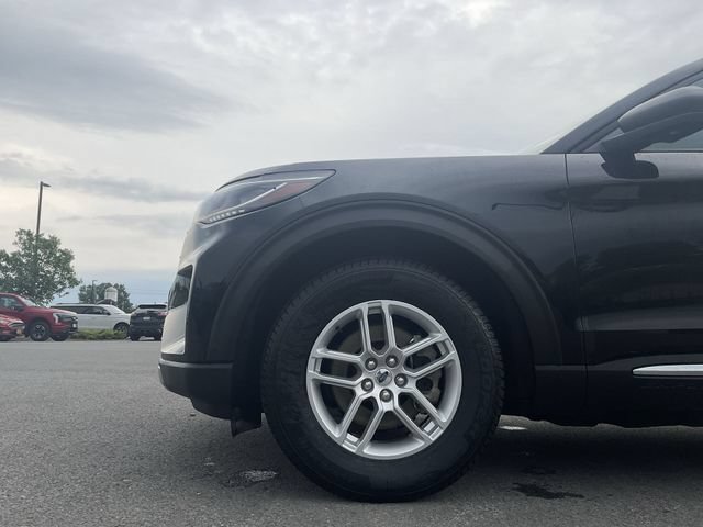 Certified 2025 Ford Explorer Active AWD/4WD image 11