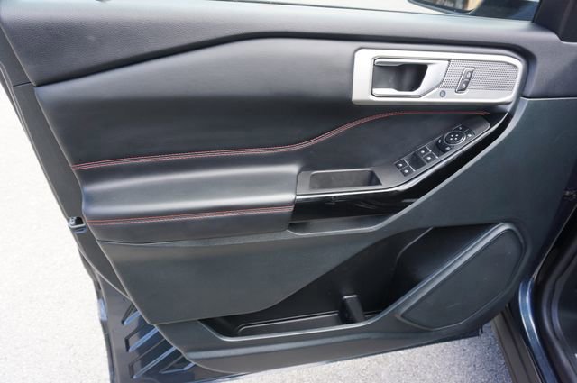 Certified 2023 Ford Explorer ST-Line w/ Class IV Trailer Tow Package RWD image 32