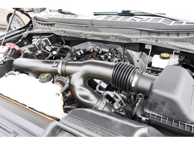 Certified 2024 Ford F150 Platinum w/ FX4 Off-Road Package AWD/4WD image 30