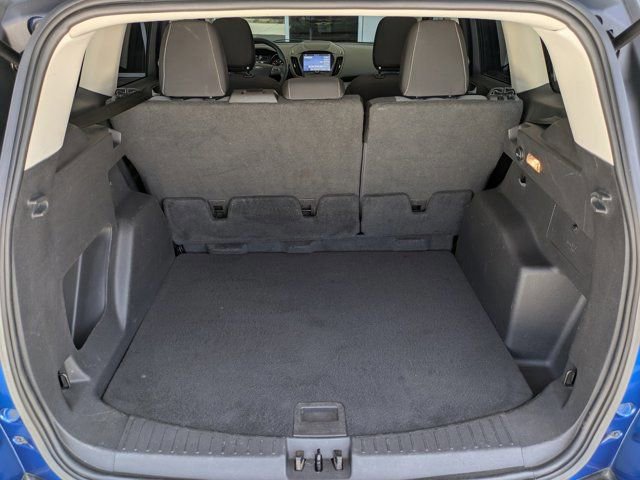 Certified 2019 Ford Escape SE image 18