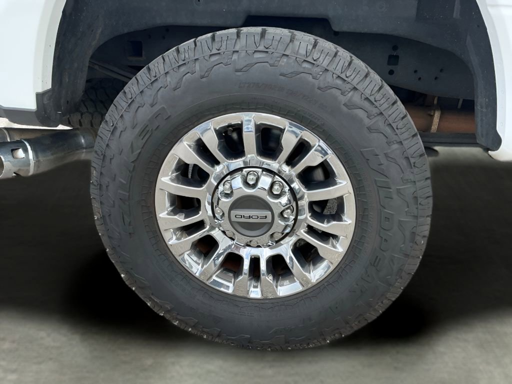 Certified 2020 Ford F250 XLT w/ XLT Premium Package AWD/4WD image 40