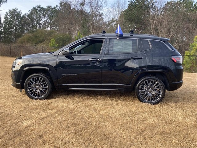 Used 2022 Jeep Compass High Altitude image 2