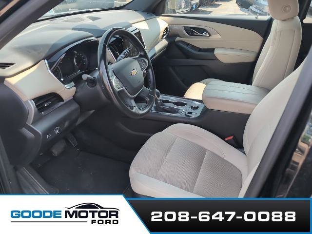Used 2023 Chevrolet Traverse LT AWD/4WD image 6