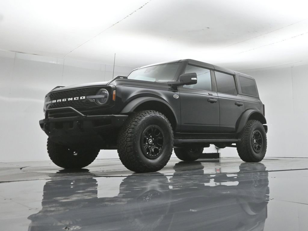 Certified 2022 Ford Bronco Wildtrak AWD/4WD image 47