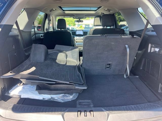Certified 2022 Ford Explorer XLT w/ Equipment Group 202A AWD/4WD image 23