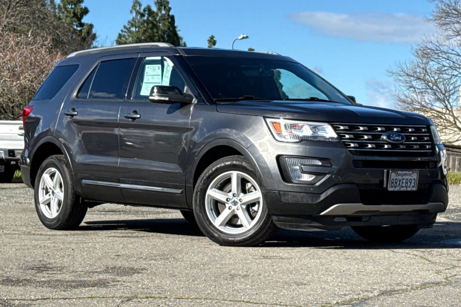 Certified 2017 Ford Explorer XLT w/ Equipment Group 202A image 8