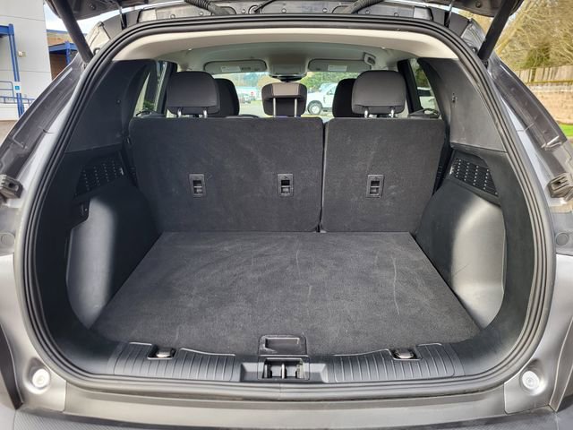 Certified 2022 Ford Escape SE w/ SE Sport Appearance Package image 9