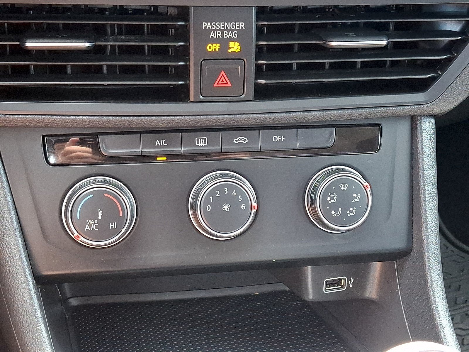 Used 2019 Volkswagen Jetta S FWD image 15